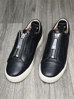 Frye Lena Zip Low Black Leather Sneakers Women's 6.5 M Front Zipper Platform.